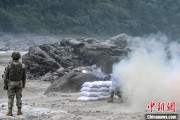 大师解梦西藏军区某部高原峡谷实弹射击 锤炼实战能力