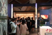 大师解梦百年典藏首渡重洋 124套英国工艺美术运动珍品亮相天津