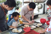大师解梦“珍珠开蚌”走红 “Z世代”玩转传统产业的N种可能