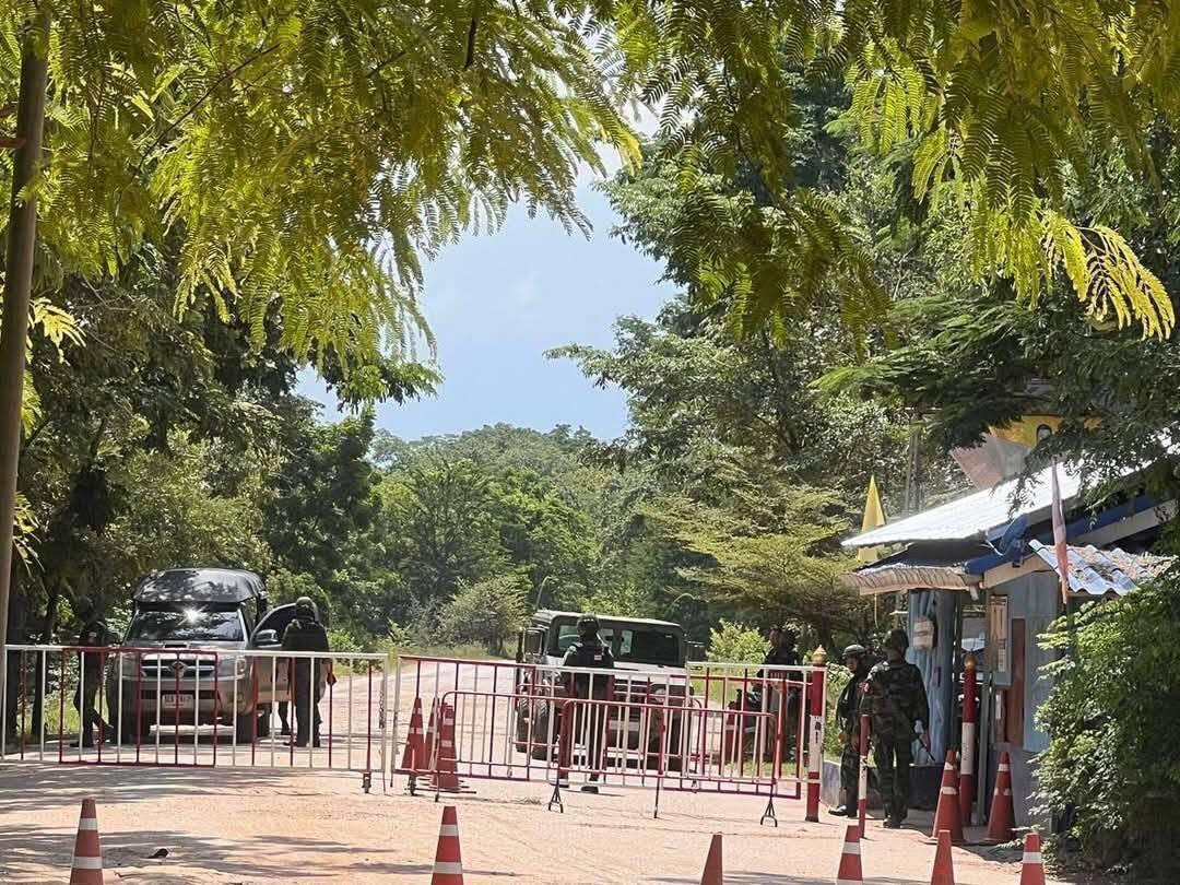 关闭检查站(☕) 增派(🏩)军队 泰柬边境局势再度升级